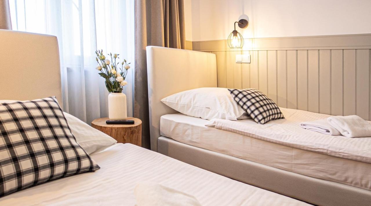 Sajmino Family House Hotel Ostroda Ngoại thất bức ảnh
