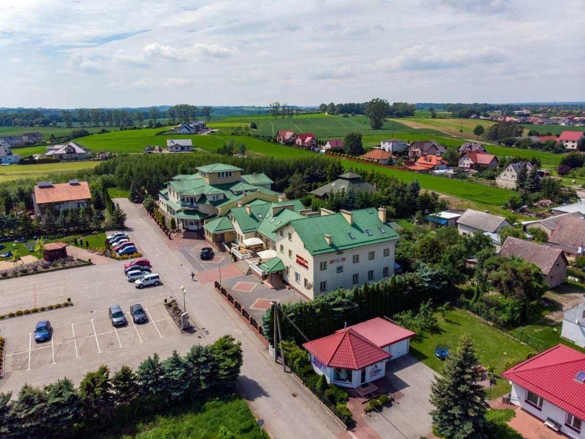 Sajmino Family House Hotel Ostroda Ngoại thất bức ảnh