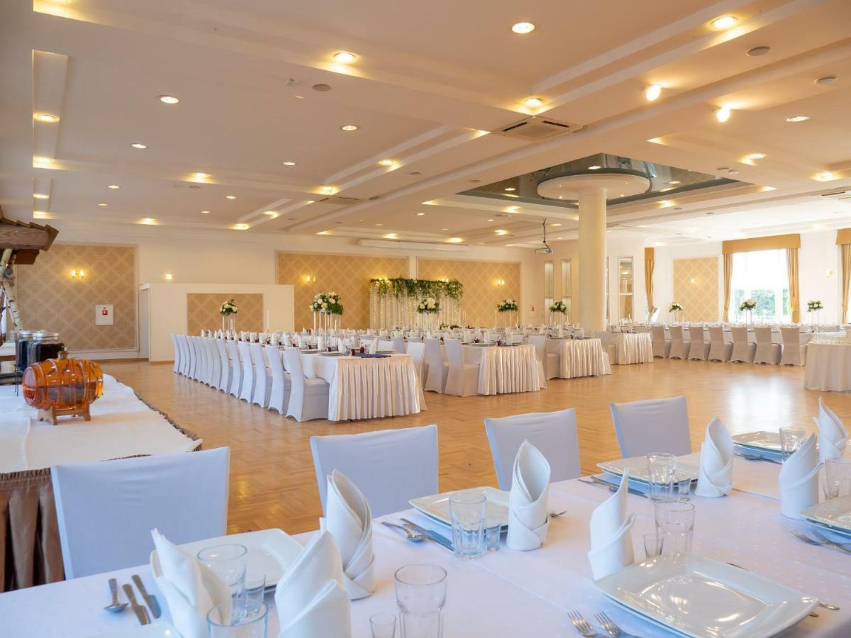 Sajmino Family House Hotel Ostroda Ngoại thất bức ảnh